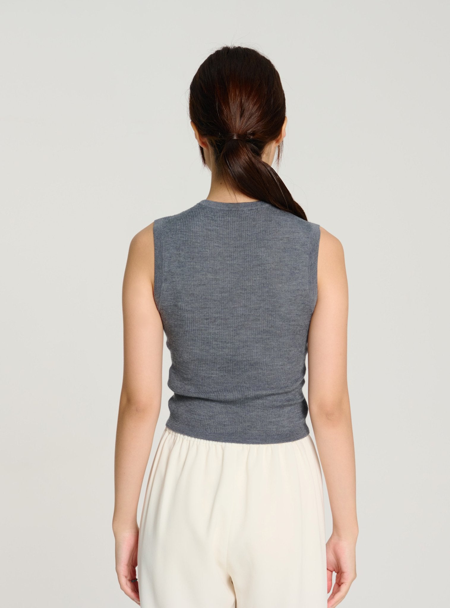 SL silk-blended tank top (Grey) - STELLAM