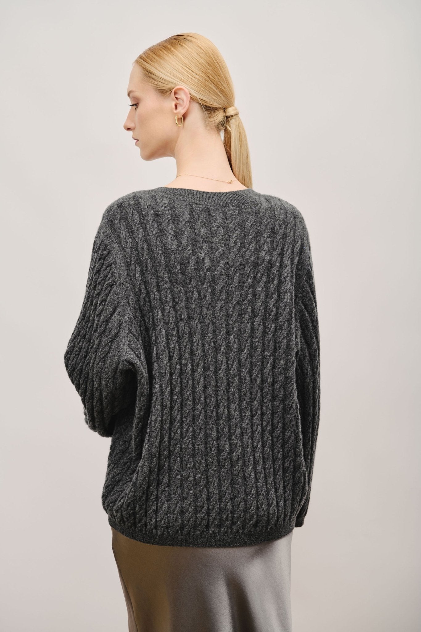 TATA cashmere cable-knit sweater (Dark grey) - STELLAM